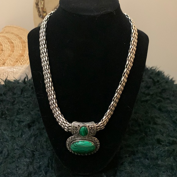 Malachite Gemstone Necklace - Picture 1 of 5
